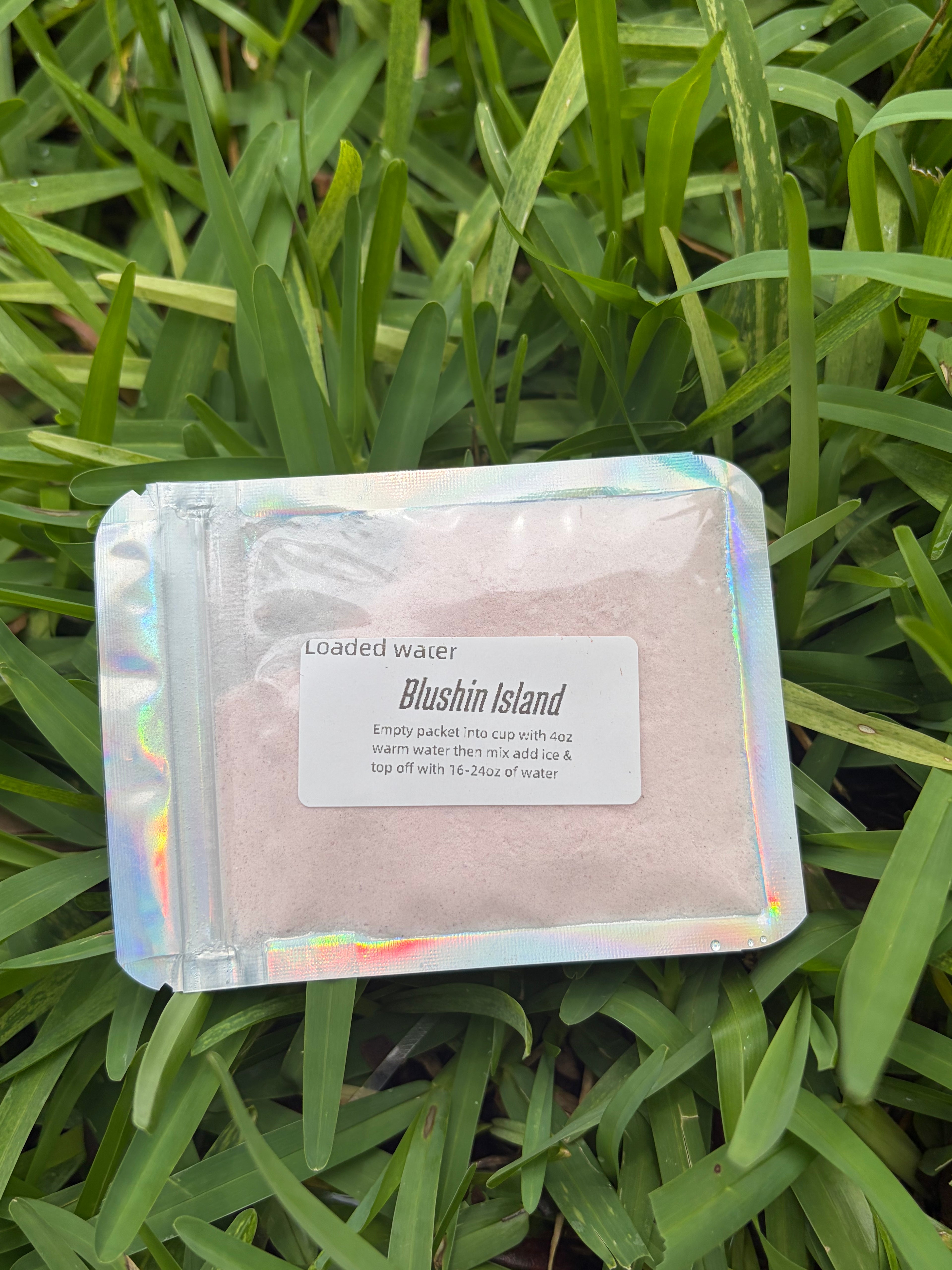 Blushin island-strawberry/coconut